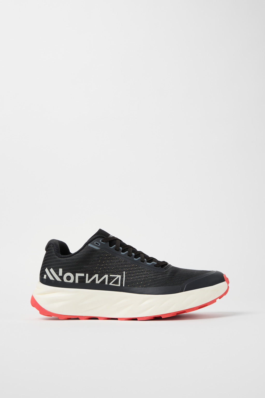NNormal Kjerag 02 Black  by Nnormal