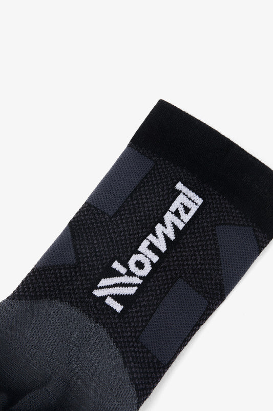 NNormal Race Sock Low Cut Black  by Nnormal