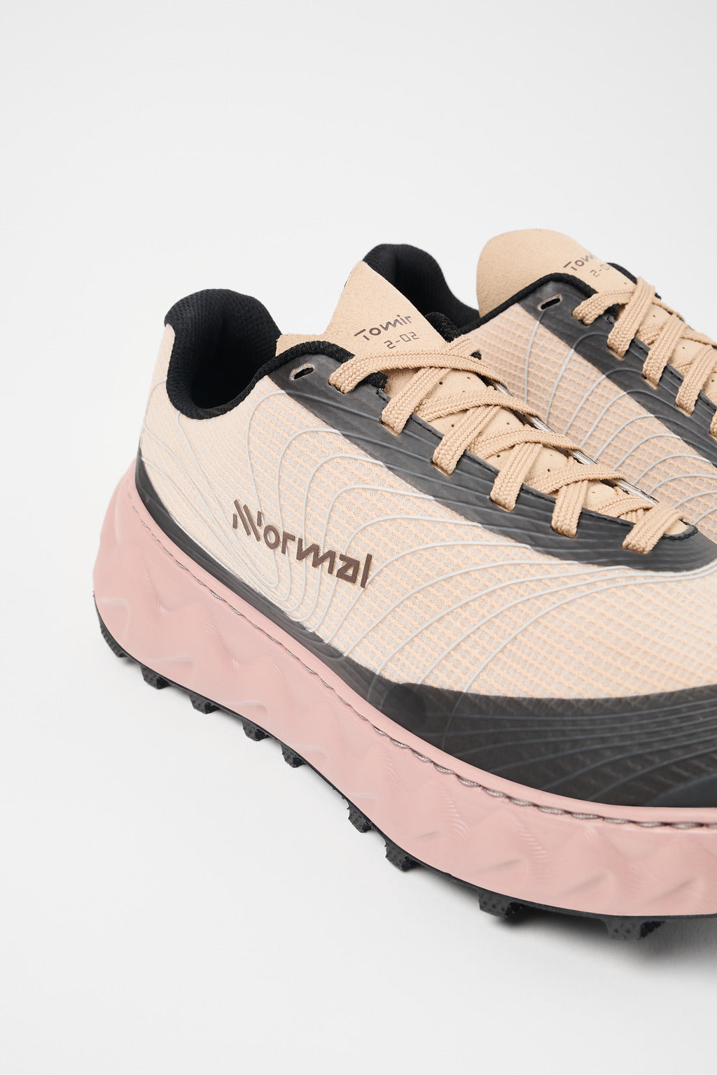 NNormal Tomir 02 Beige  by Nnormal